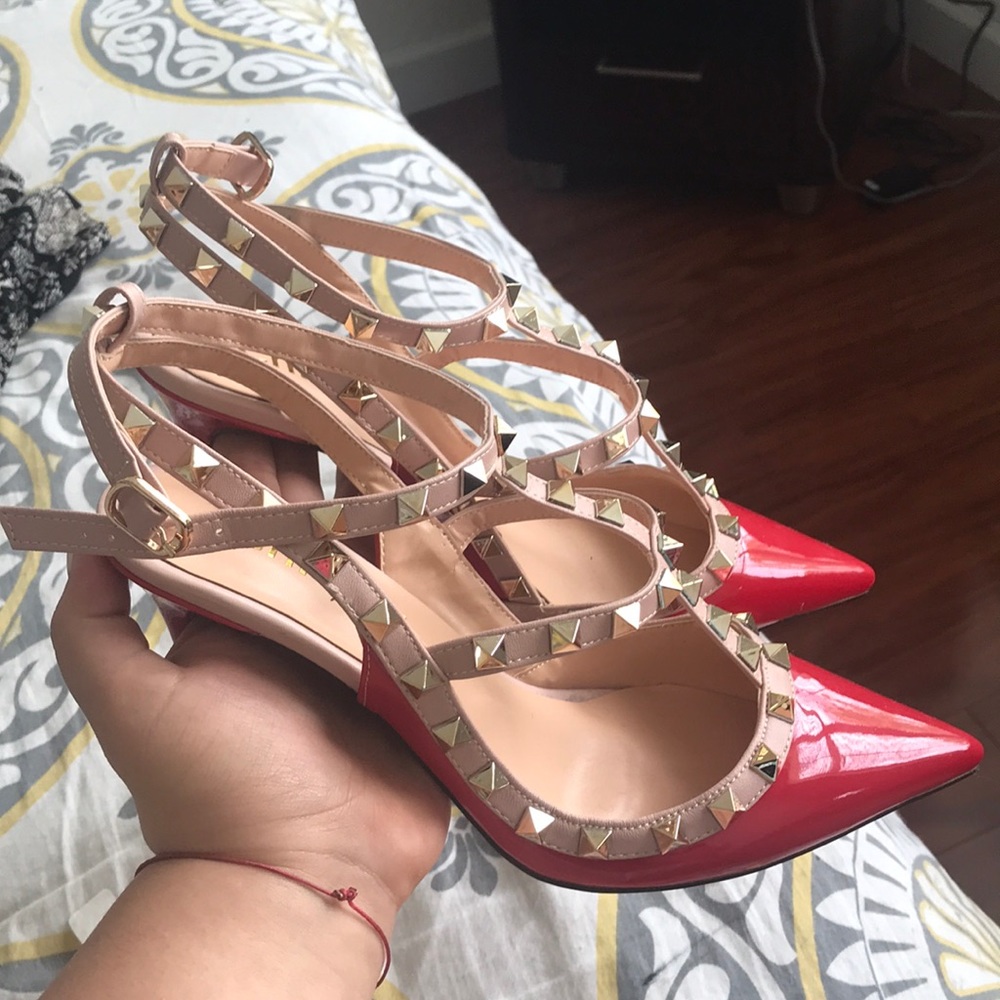 heels shoes